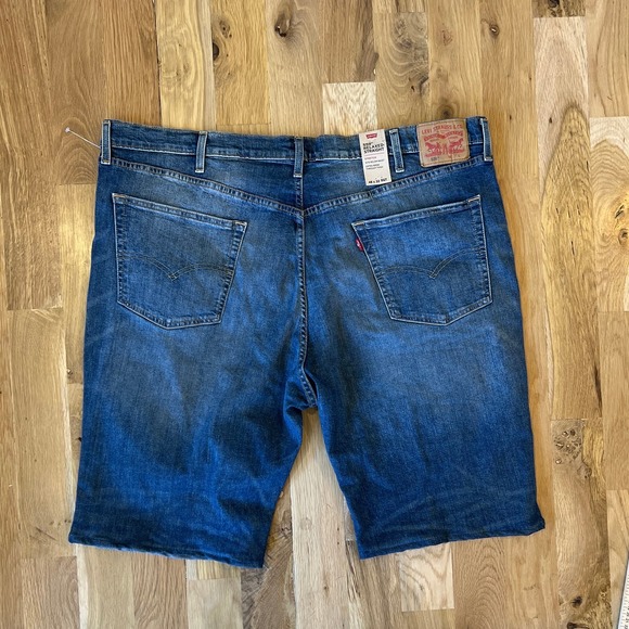 NWT Mens Levi's 559 Relaxed Straight Stretch Shorts SZ 48 x 32 - Picture 4 of 4